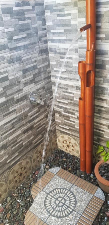 Mango Tree Inn Pemuteran Zewnętrze zdjęcie